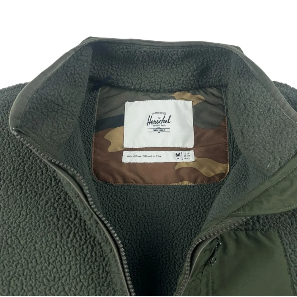 Men's The Herschel Supply Co Brand Sherpa Jacket Size Medium Olive Green winter